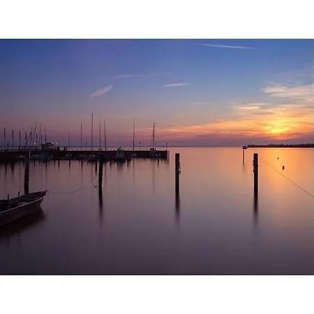 In The Sandra Comfortable Ferienhaus