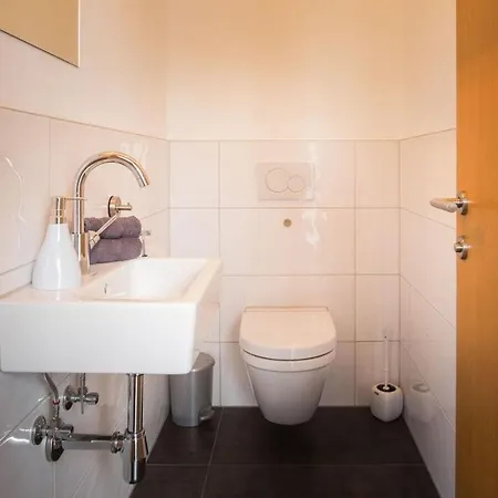 In The Sandra Comfortable * Horbranz