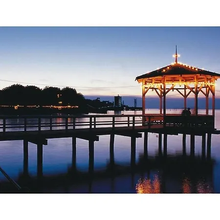 In The Sandra Comfortable *